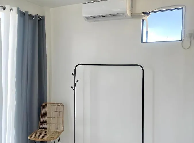 New Modern Near Airport, And Fast Wi-fi Sudtungan